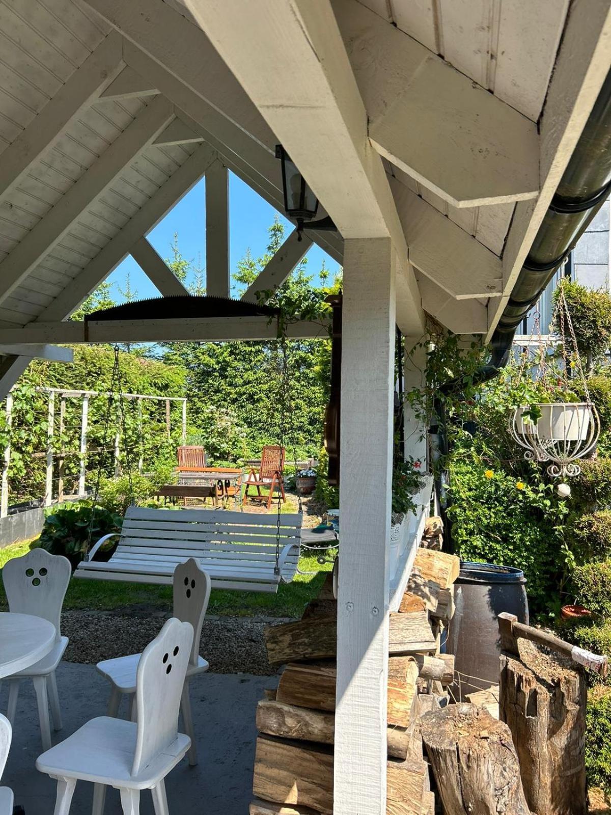 Goscinne Nad Morzem Farm stay Bobolin